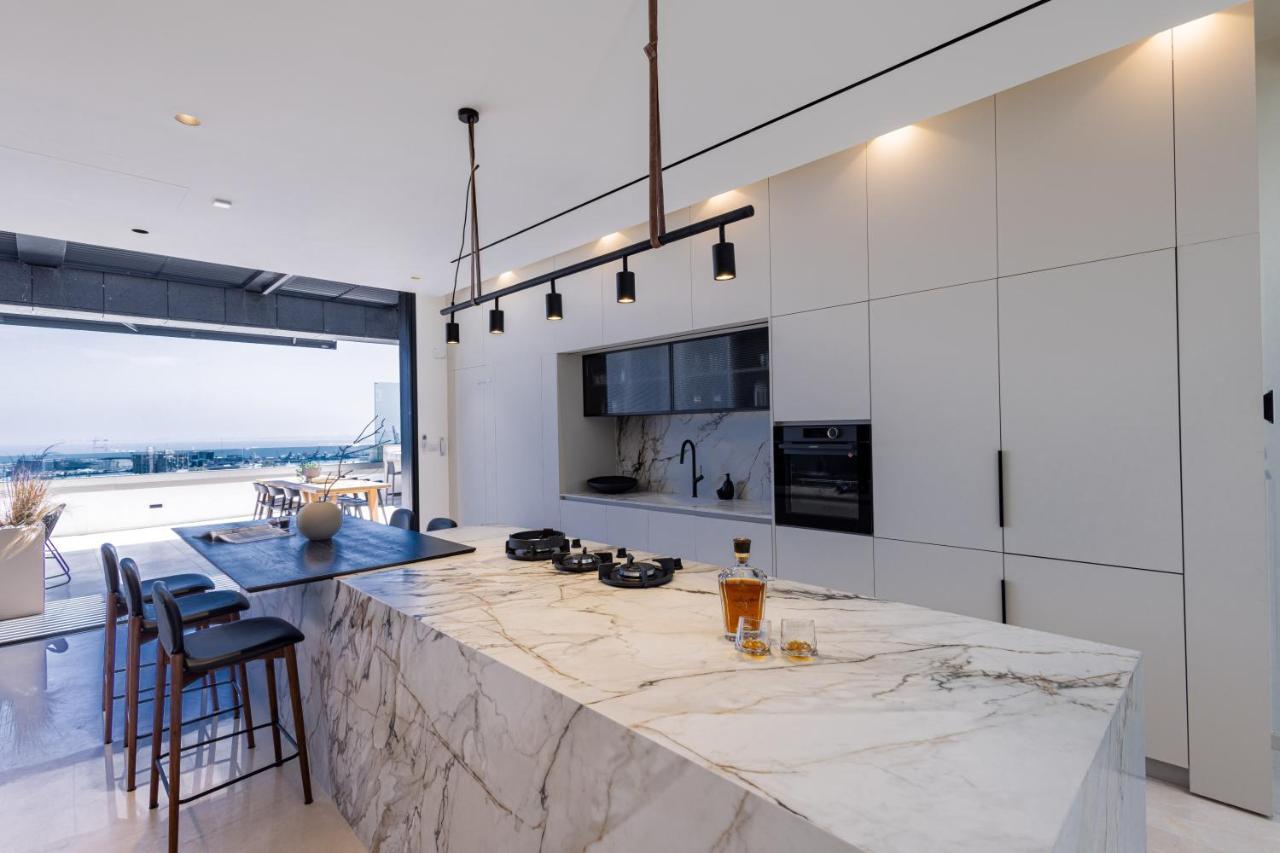 Serene - Infinity Cview Pool - 4 Bedrooms Luxury Penthouse Хайфа Екстер'єр фото